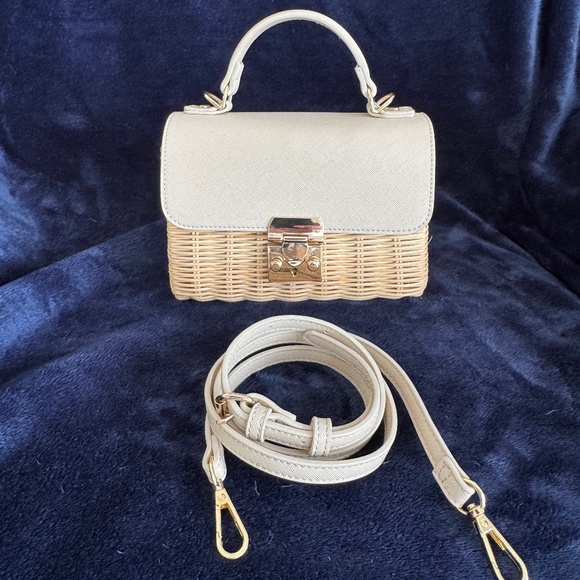 Madison West Handbags - Madison West Straw Bag